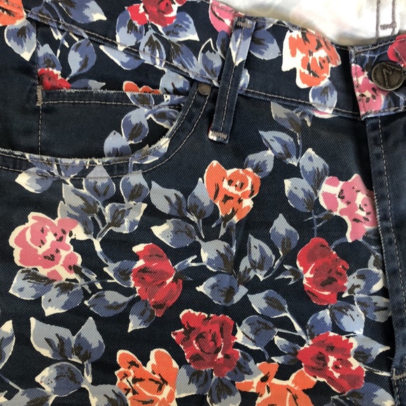 NEW WITHOUT TAGS CITIZENS OF HUMANITY MANDY HIGH WAIST RETRO SLIM ROLL UP JEANS - Picture 8 of 11